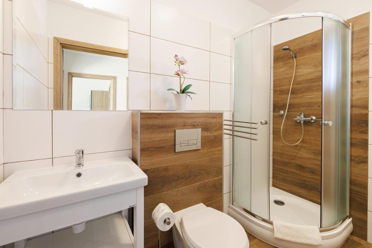 Seo2 Rewal - Apartamenty Z Osobnym Wejsciem, Grzany Basen, Darmowe Sauny, Parking, Grill, Wifi Екстериор снимка
