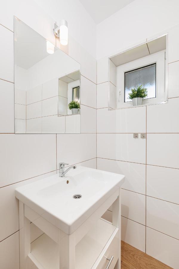 Seo2 Rewal - Apartamenty Z Osobnym Wejsciem, Grzany Basen, Darmowe Sauny, Parking, Grill, Wifi Екстериор снимка